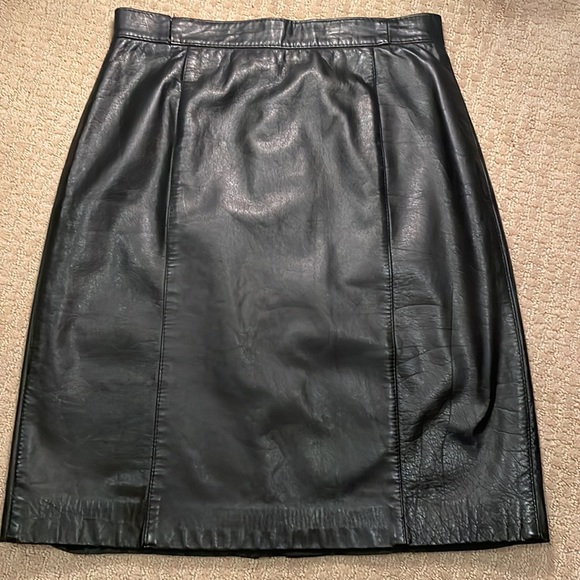 Vintage Mario Delfino leather pencil skirt - Picture 2 of 9